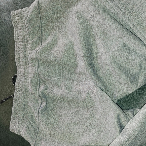 Reebok sweats - Picture 4 of 4